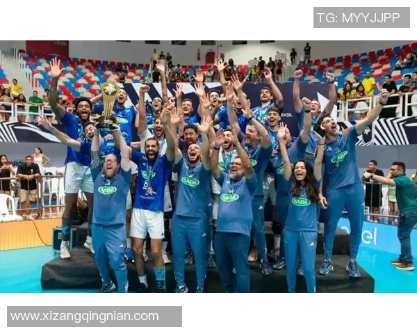 足球球星公开同性恋身份背后的故事与挑战揭秘